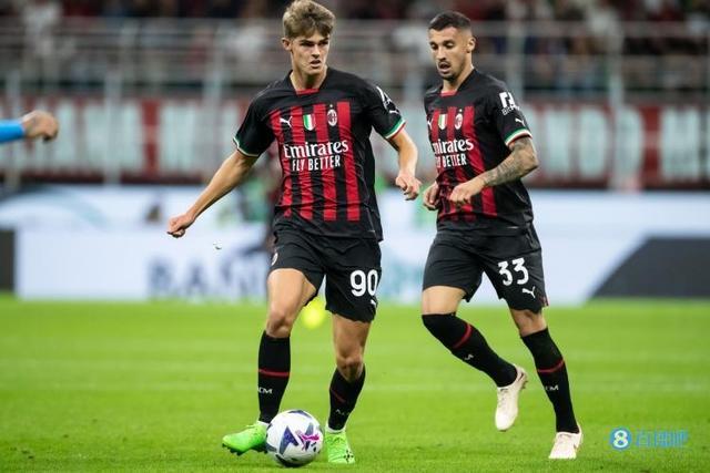 她通常在国 她通常在国