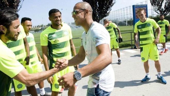 场均超12 场均超12