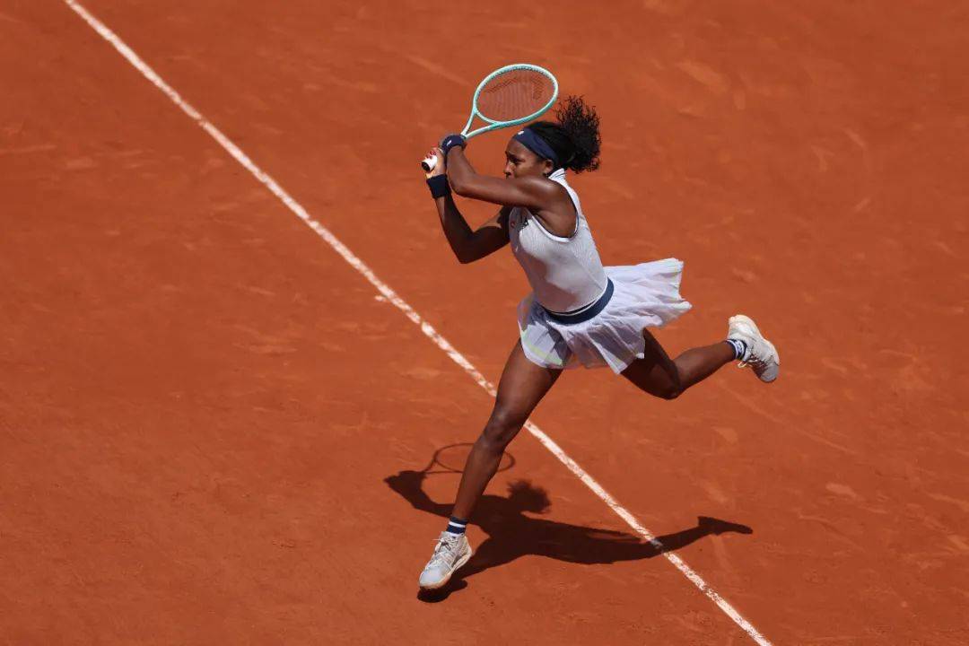 地评判某一 地评判某一