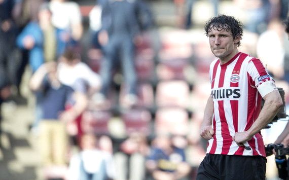 何与巴黎 何与巴黎